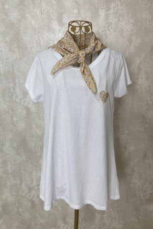 Camiseta pañuelo blanco
