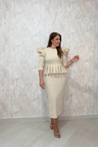 Vestido princesa beige