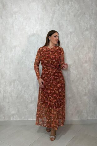 Vestido manga tul marrón