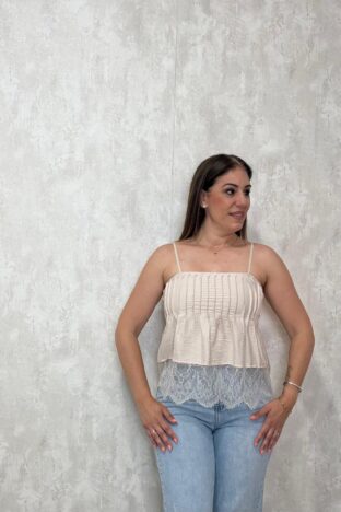 Top encaje beige