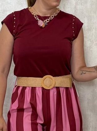 Camiseta tachuela