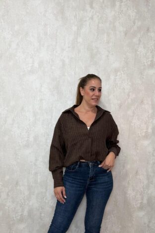 Blusa diplomática marrón