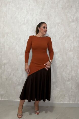 Vestido bicolor caldera